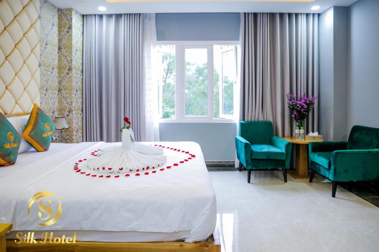 Khách sạn Silk 3*